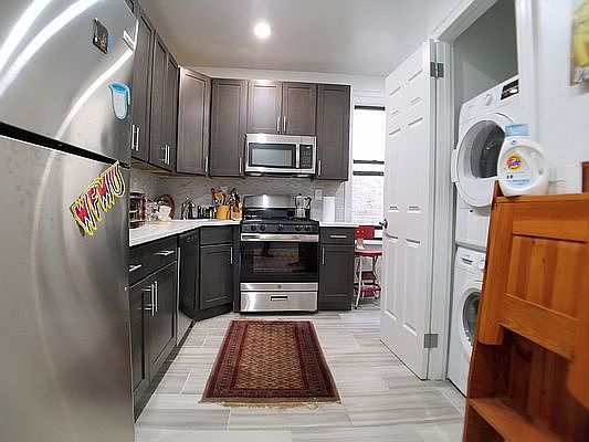 3rd image of 327 Sterling Pl #3B
