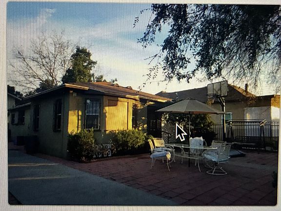 2nd image of 1315 W 36th Pl