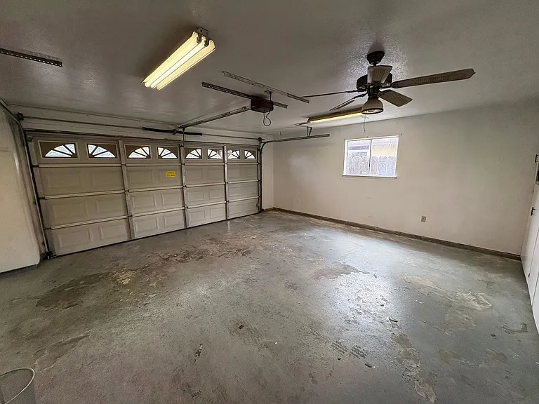 1927 S Julieann Ct — Photo 28
