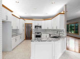 1522 W Highlander Ct, Andover, KS 67002