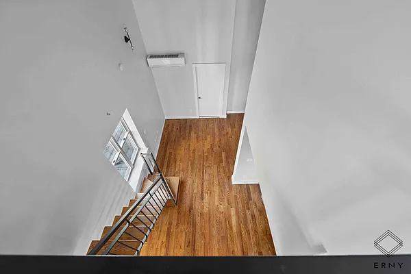 Rented by ERNY LLC | media 38