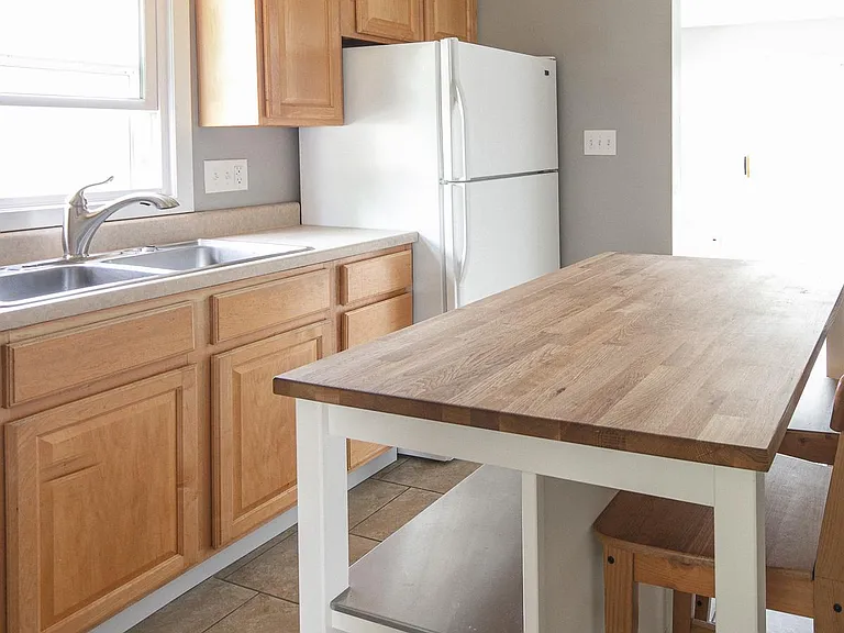6960 Townsend Ave — Photo 6