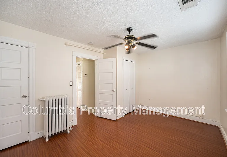 1159 3rd St NE — Photo 12