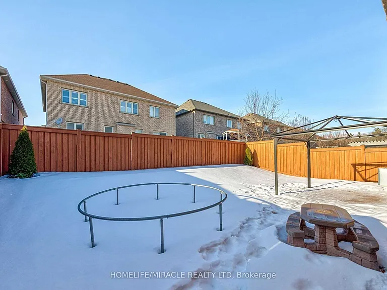 16 Twin Falls Rd — Photo 45