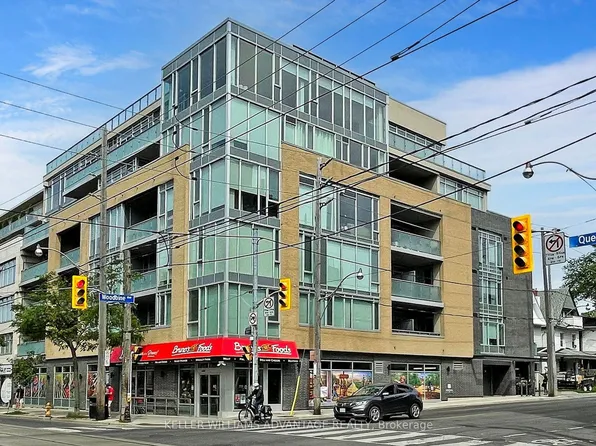 200 Woodbine Ave #308, Toronto, ON M4L 3P2