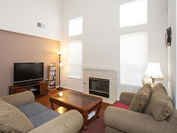 5th image of 3795 Bridlewood Cir