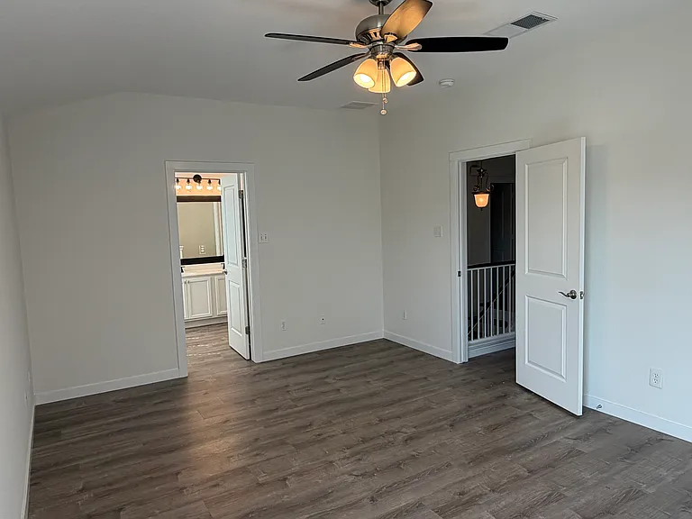 801 Brazos Bend Dr — Photo 36