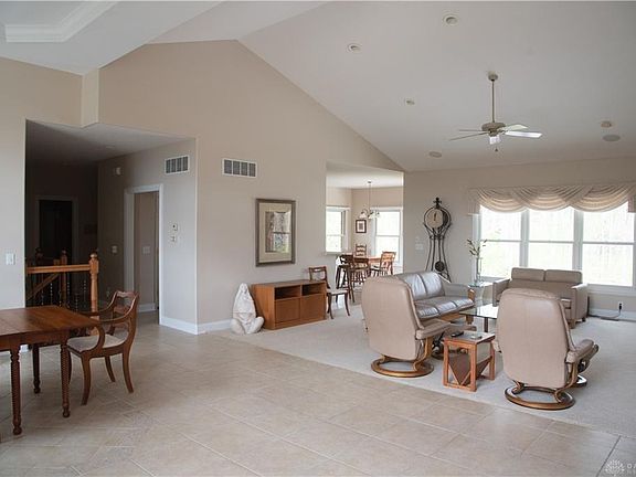 5th image of 1894 N Regent Park Dr