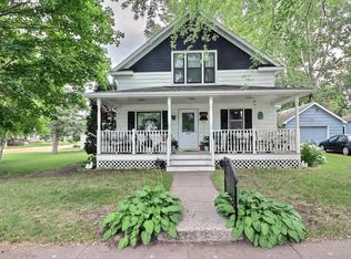 322 3rd St NE, Barnesville, MN 56514