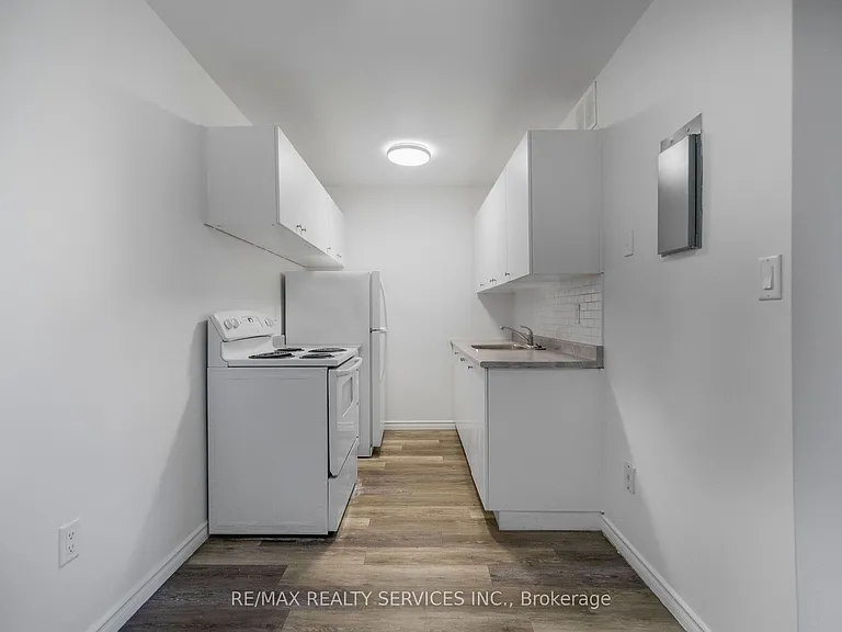 223 Jackson St W #1009 — Photo 12