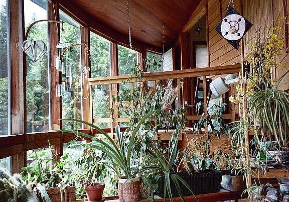 Solarium inside deck L-3