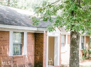 1018 Poplar Ct, Springfield, GA 31329