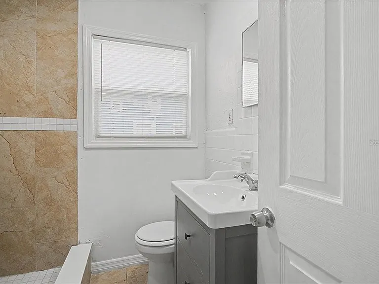 4004 N Munro St — Photo 5