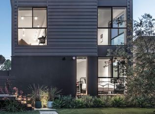 6932 W 77th St, Los Angeles, CA 90045