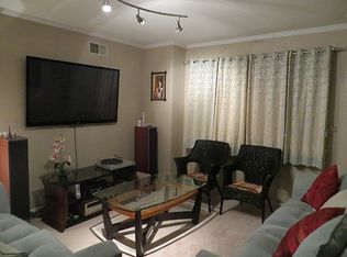 15 1st St APT 5, Stamford, CT 06905