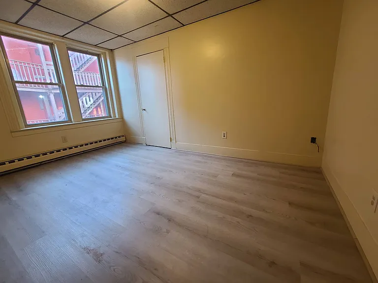 30 Willow St #3D — Photo 5