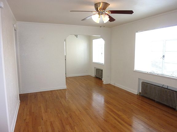 2nd image of 1001 N Logan St #309