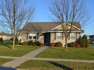 115 N 19th Ave, Hiawatha, IA 52233