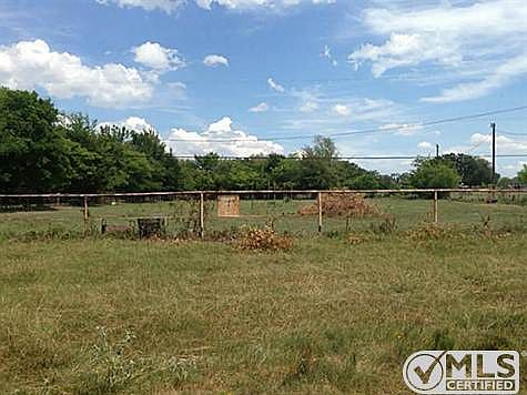 3rd image of 22032 State Highway 64 E