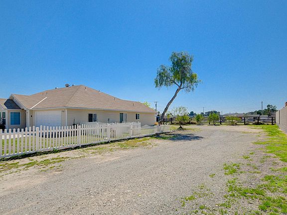 4th image of 5413 Dimick Ave #30X40