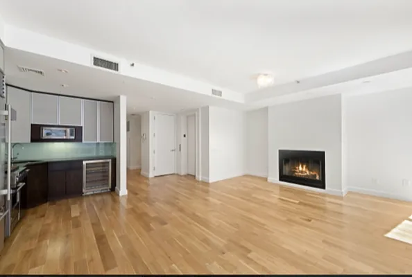 Rented by Compass | media 41