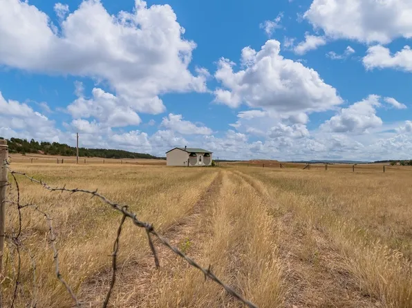 10239 Valley Rd, Edgemont, SD 57735