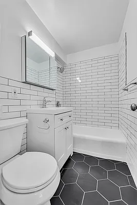 Sold by Compass | media 21