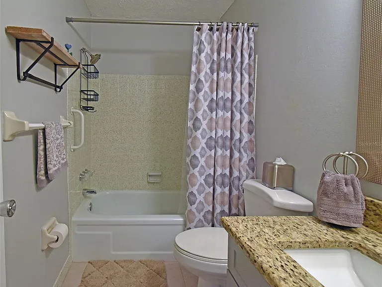 3683 Trophy Blvd — Photo 27