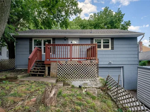 3018 Wallace Ave, Kansas City, MO 64129