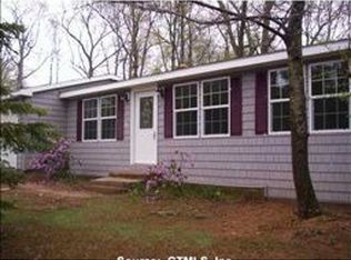 244 E High St, East Hampton, CT 06424