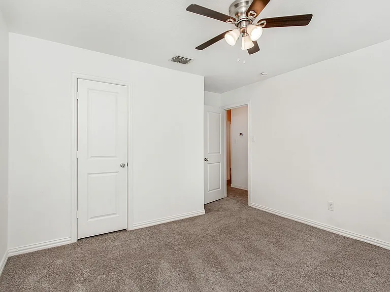9213 Marilyn Pl — Photo 23