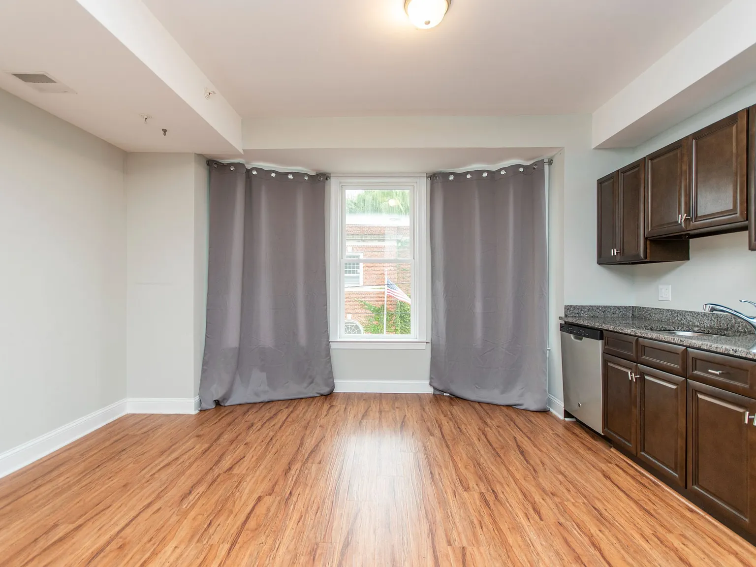 1222 N 7th St BLDG F Unit B — Photo 2