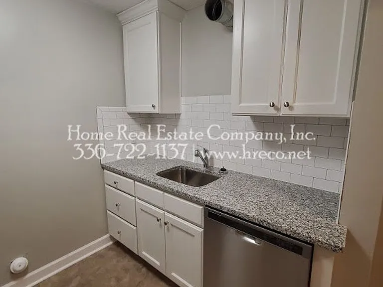 405 N Spring St #3 — Photo 6