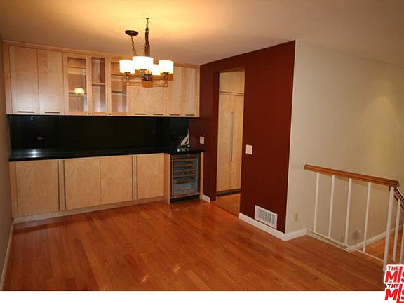 5th image of 17087 Palisades Cir