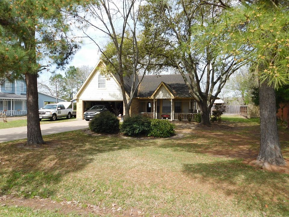 1st image of 3420 W Circle Dr