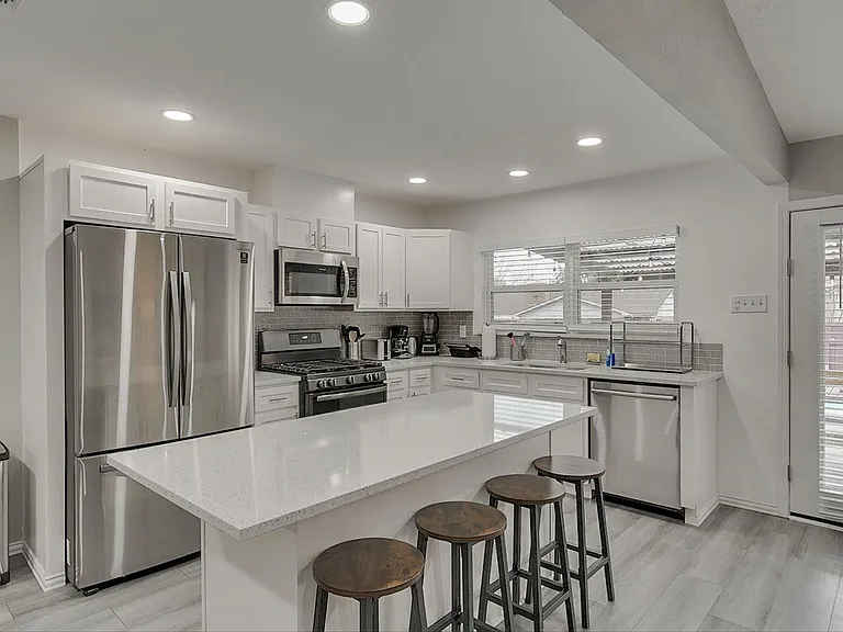 2922 Clover Valley Dr — Photo 12