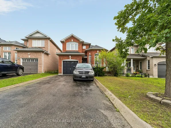 58 Lurosa Cres, Whitby, ON L1R 3A9