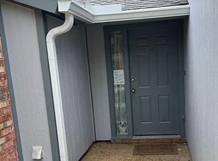 8838 Pascagoula Dr, Baton Rouge, LA 70810