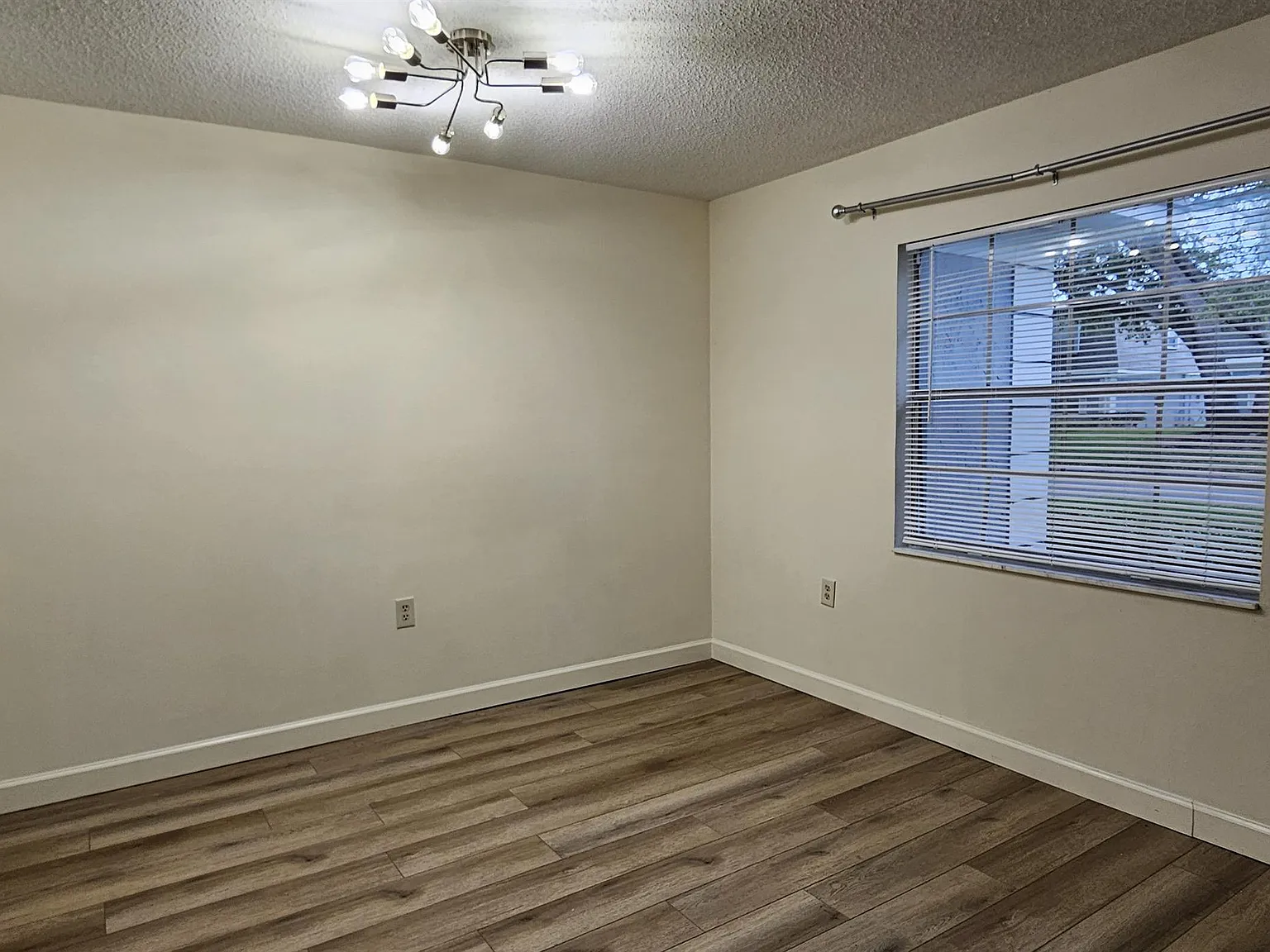 CON (1712-A Belleair Forest Dr.) - 1 — Photo 1