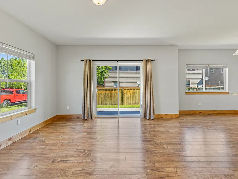 2781 Renee Way — Photo 19