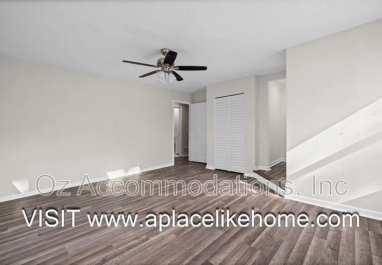 13909 Falkirk Cir — Photo 19