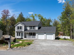 24 Robbins Rd, Wilton, NH 03086