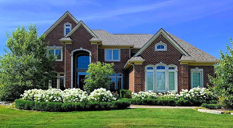 1st image of 22951 Bentley Dr