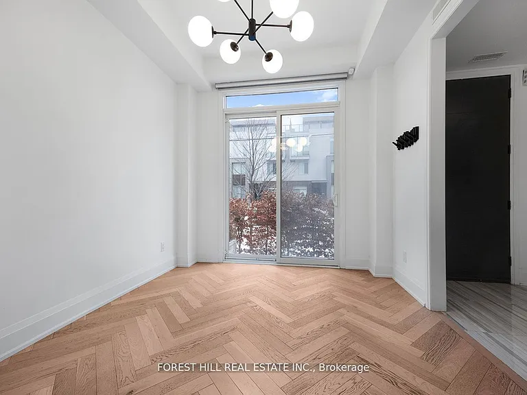 18 Greenbriar Rd #3 — Photo 17