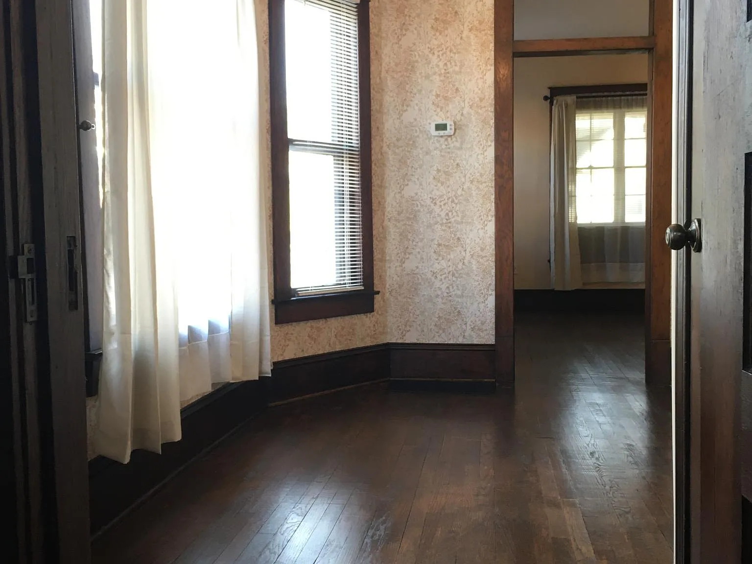 400 W Maple St — Photo 4