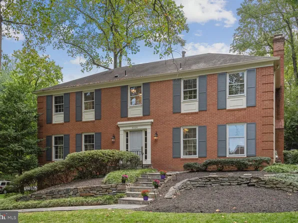 9328 Winterset Dr, Rockville, MD 20854