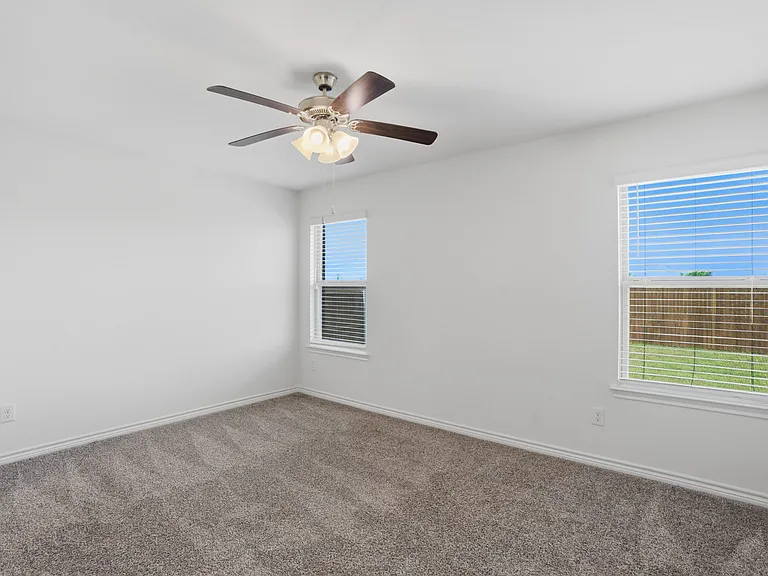 1106 Cowboy Ln — Photo 22