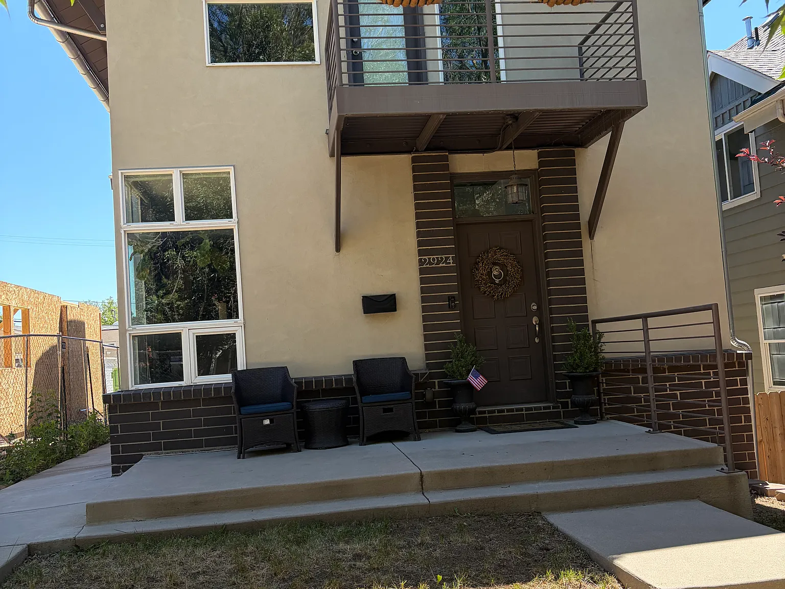 3 bed, 2162 sqft, $4,500 — Photo 3