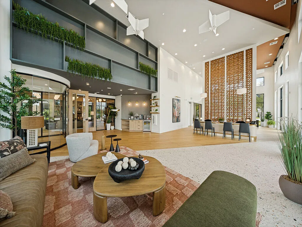 Groves South Congress — Photo 2