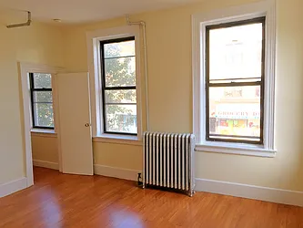Rented by Rapid Realty Cobble Hill